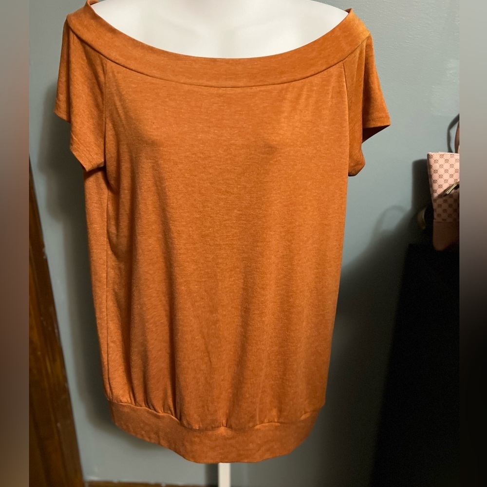 Halife Orange Off-Shoulder Shirt NWT Medium